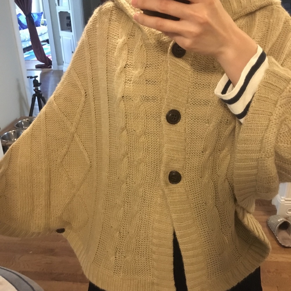 Multi-way sweater: cardigan or knit shrug